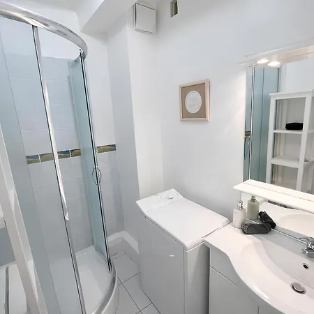 Theatre Des Arts Centre Linges Et Menage